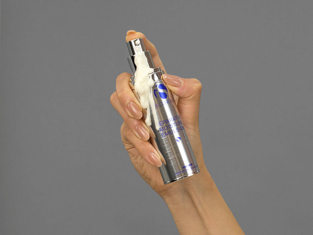 iS Clinical Reparative Moisture Emulsion - LAZ Skincare