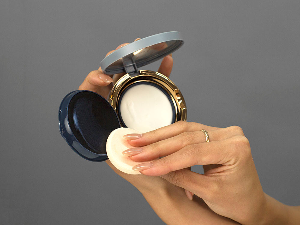 SkinBetter Science sunbetter SHEER SPF 56 Sunscreen Compact - LAZ